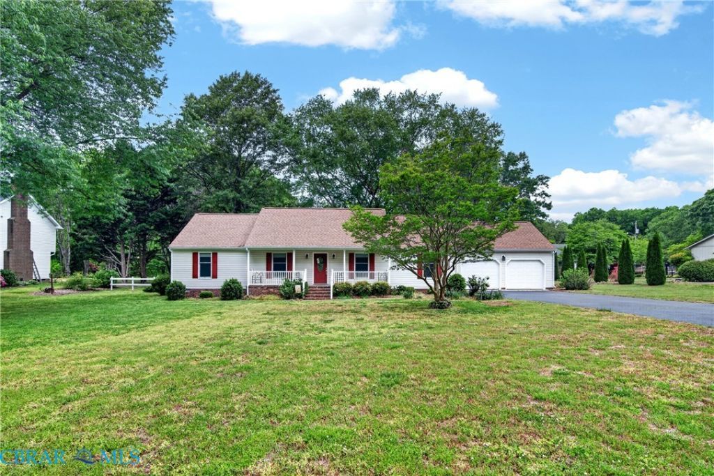 7998 Roaring Springs Road, Gloucester, VA 23061 Main Photo