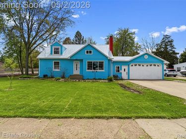 824 E King Street, Owosso, MI 48867
