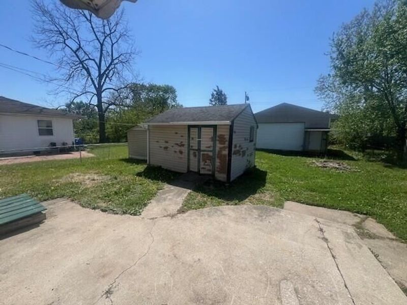 589 Basswood Road , Columbus, OH 43207 Photo 14