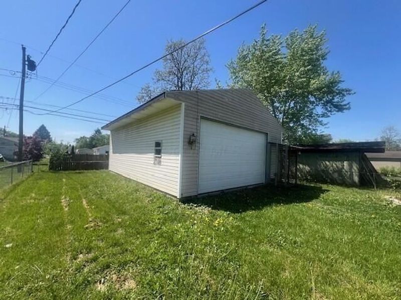 589 Basswood Road , Columbus, OH 43207 Photo 17