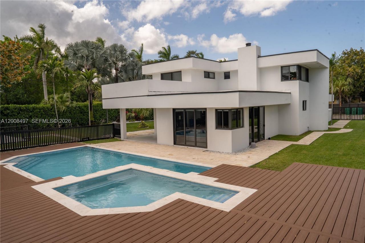 10475 SW 72nd Ave , Pinecrest, FL 33156 Photo