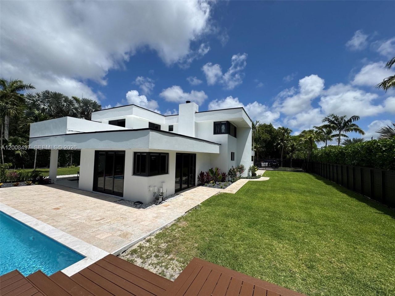 10475 SW 72nd Ave, Pinecrest, FL 33156 Photo