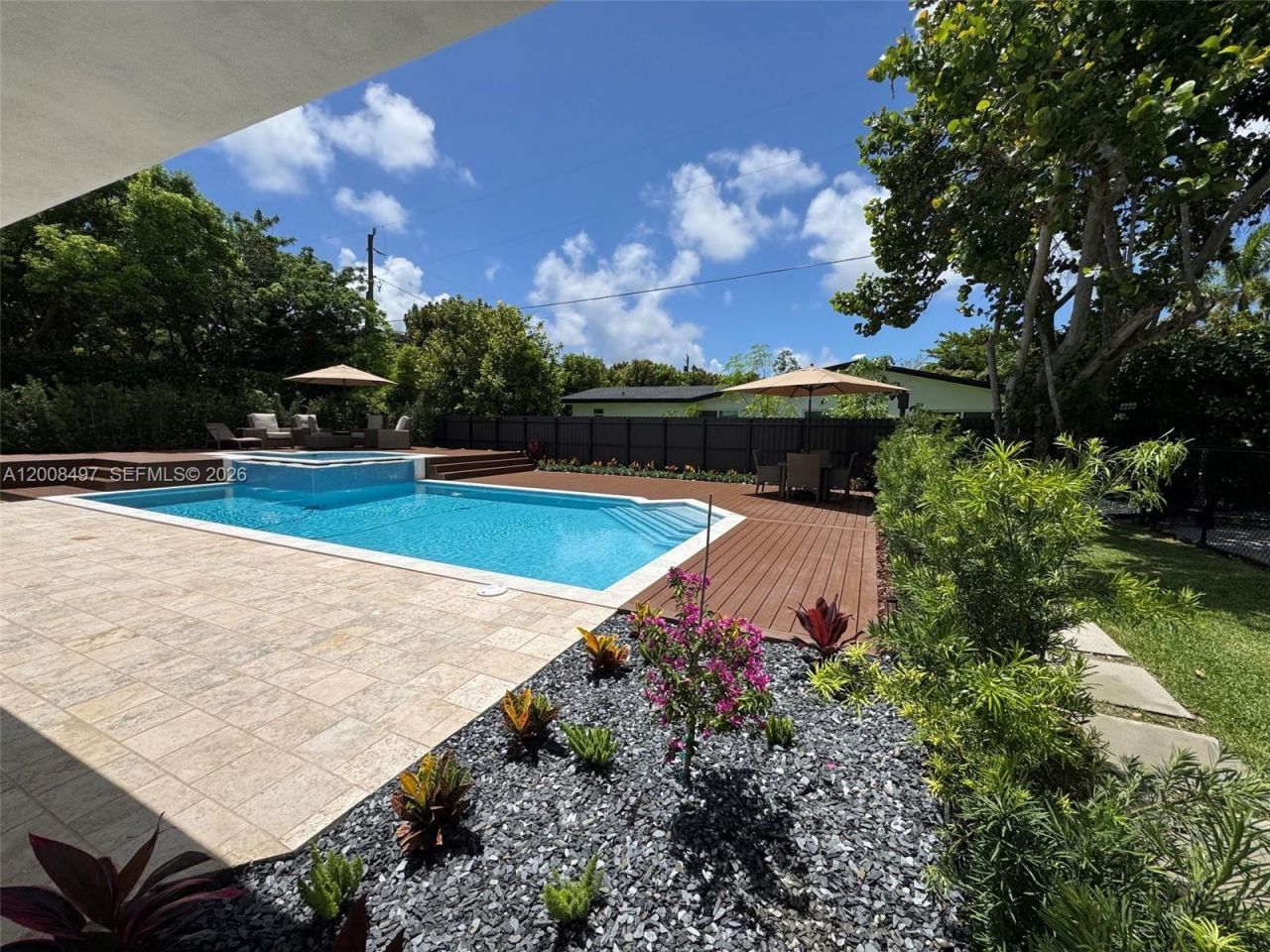 10475 SW 72nd Ave, Pinecrest, FL 33156 Photo