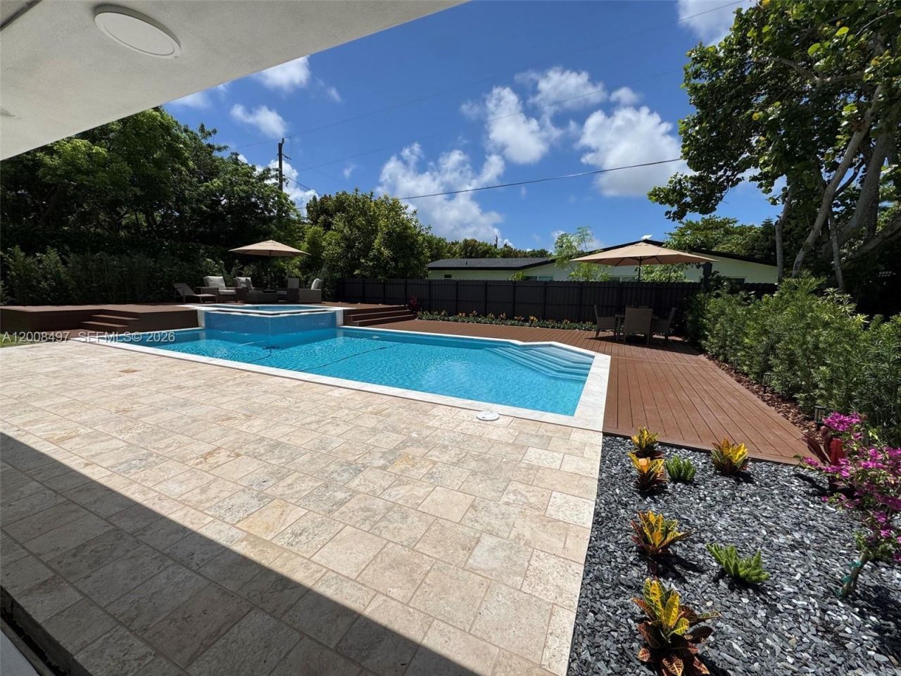 10475 SW 72nd Ave, Pinecrest, FL 33156 Photo