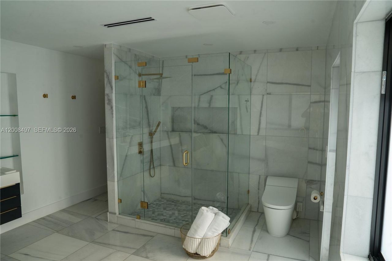 10475 SW 72nd Ave, Pinecrest, FL 33156 Photo
