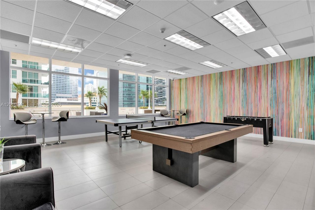1200 Brickell Bay Dr, Unit 3515, Miami, FL 33131 Photo
