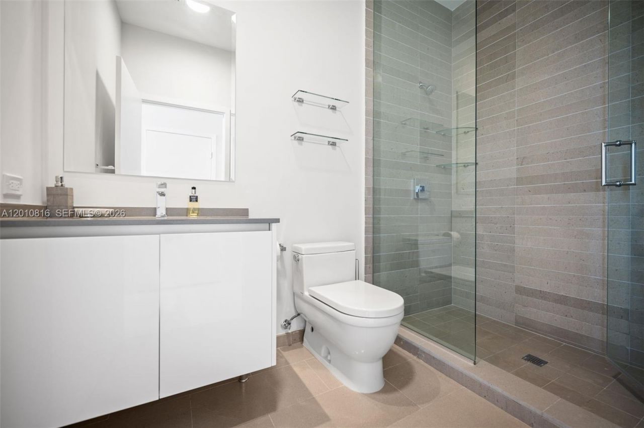 88 SW 7th St , Unit PH4301, Miami, FL 33130 Photo