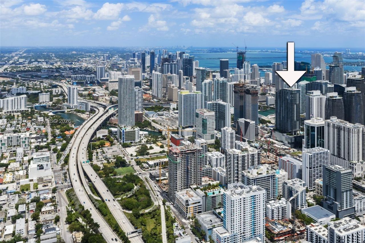 88 SW 7th St , Unit PH4301, Miami, FL 33130 Photo