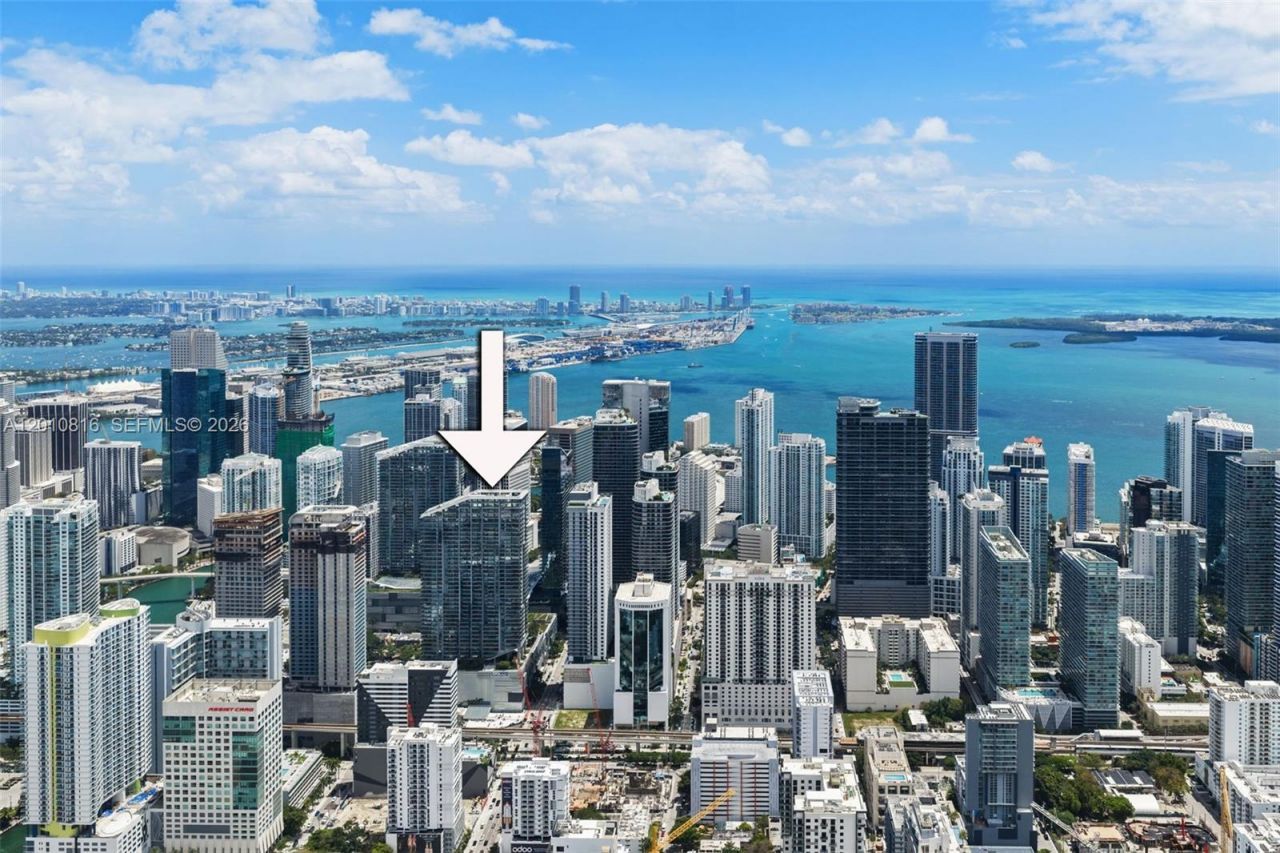 88 SW 7th St , Unit PH4301, Miami, FL 33130 Photo