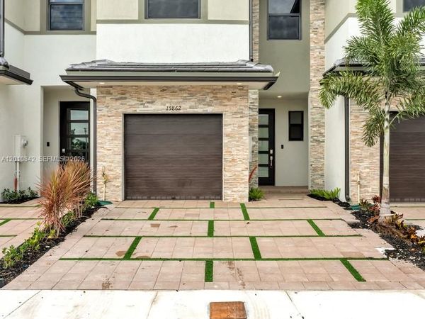 15862 NW 91st Ct , Unit 15862, Miami Lakes, FL 33018