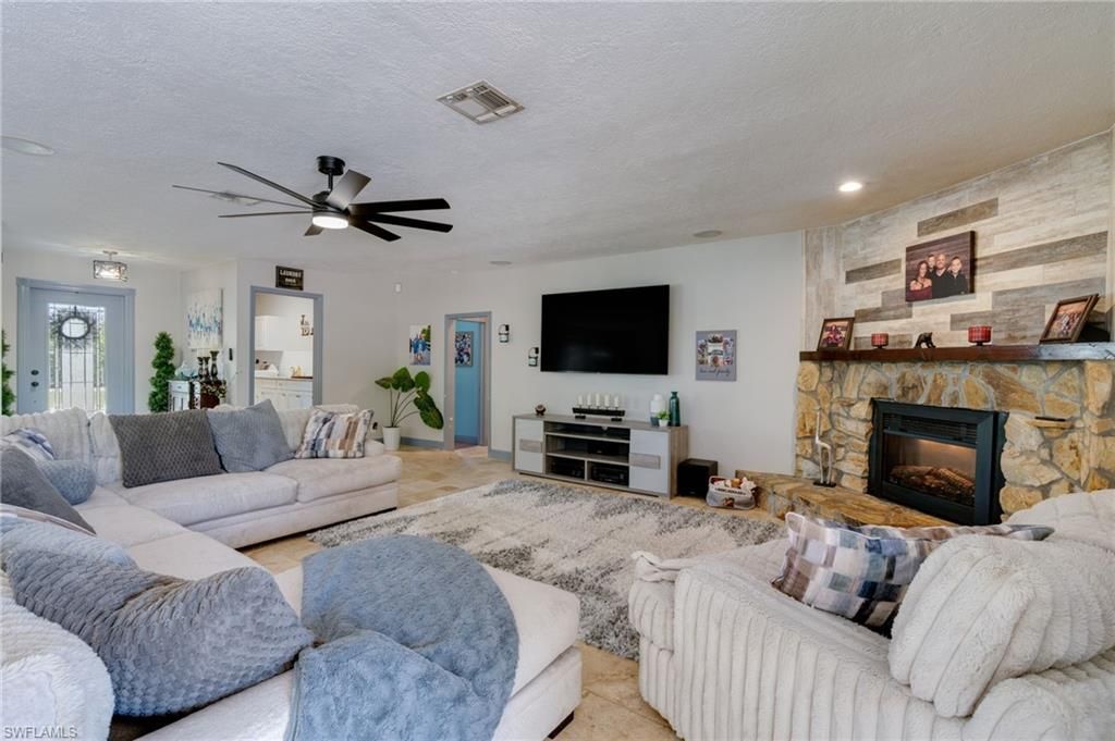 3440 Trail Dairy Cir, North Fort Myers, FL 33917 Photo