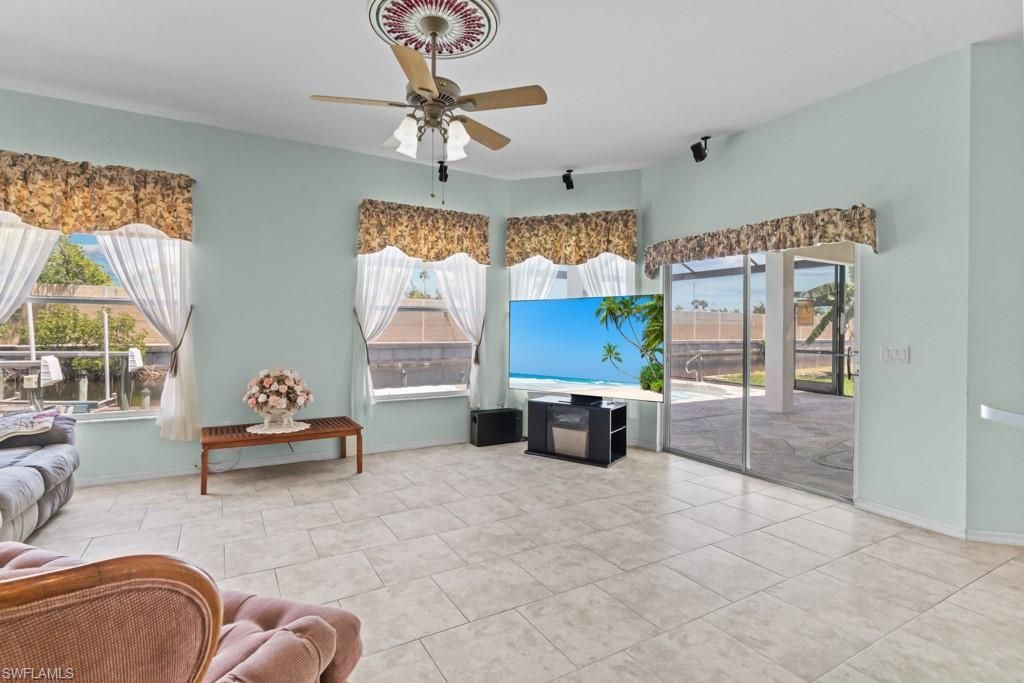 2429 Everest Pkwy, Cape Coral, FL 33904 Photo