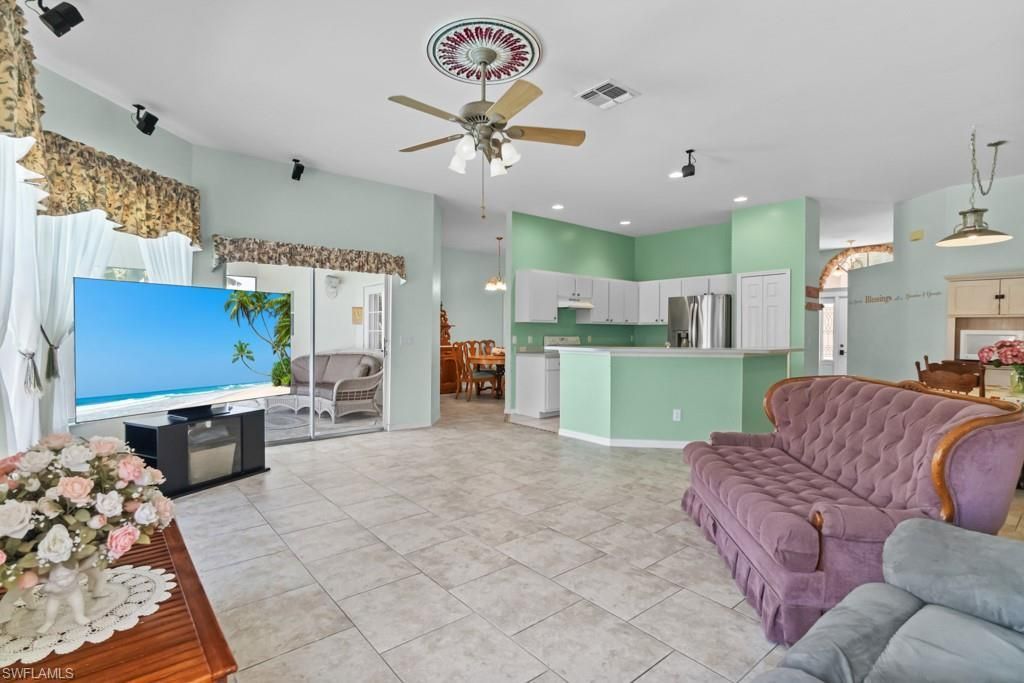 2429 Everest Pkwy, Cape Coral, FL 33904 Photo