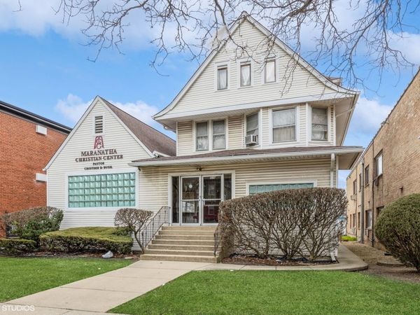 316 N Austin Boulevard , Oak Park, IL 60302