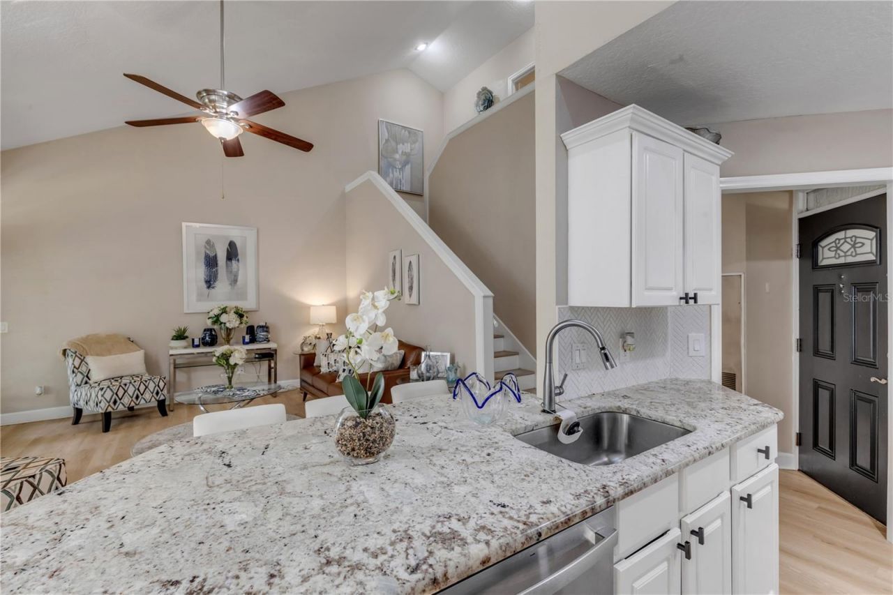 1570 Farrindon Circle, Lake Mary, FL 32746 Photo