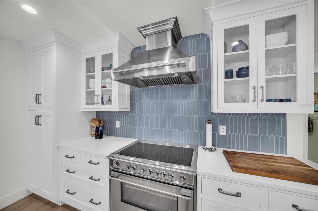 501 68th Street, Holmes Beach, FL 34217 Photo