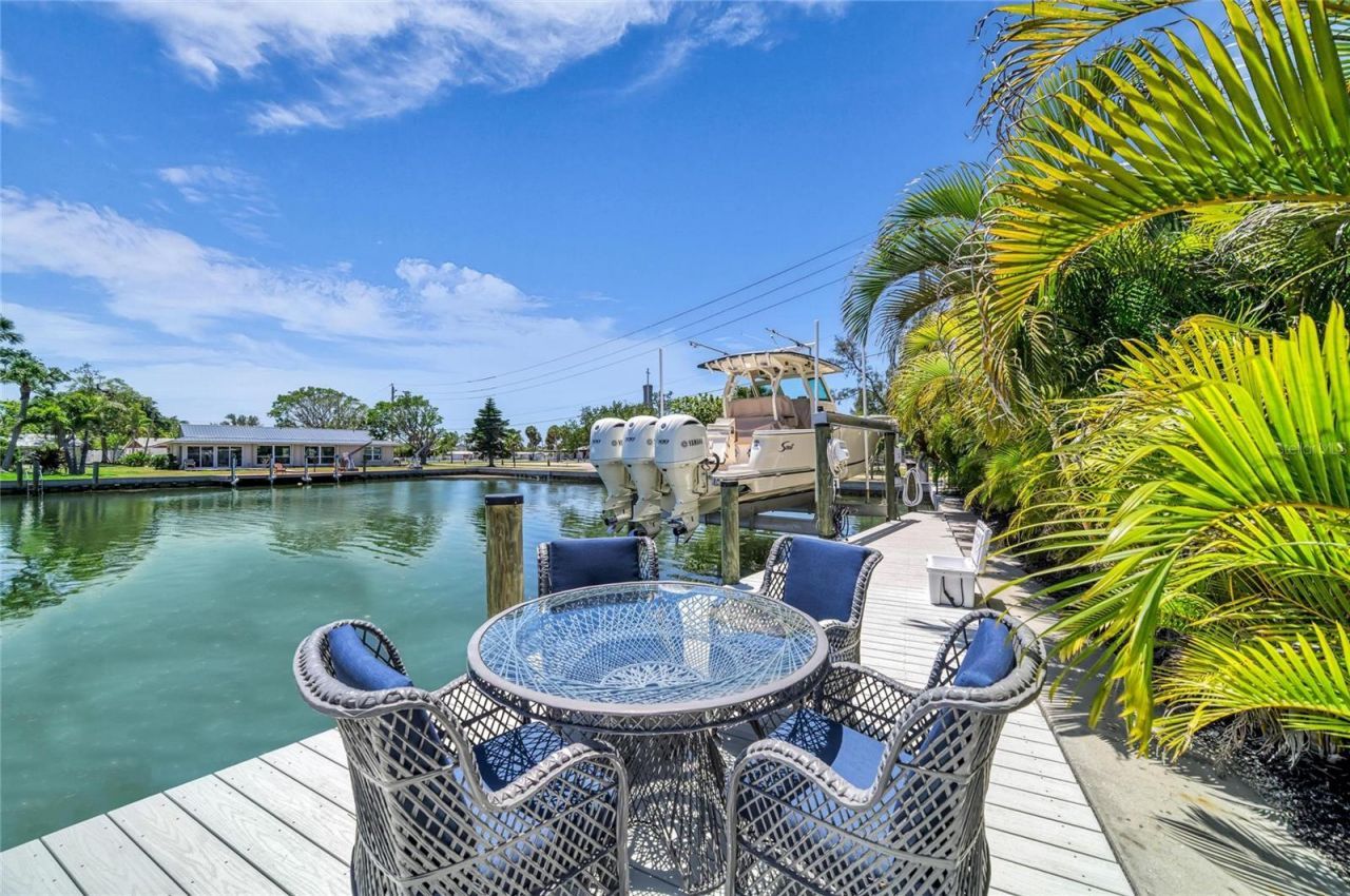 501 68th Street, Holmes Beach, FL 34217 Photo