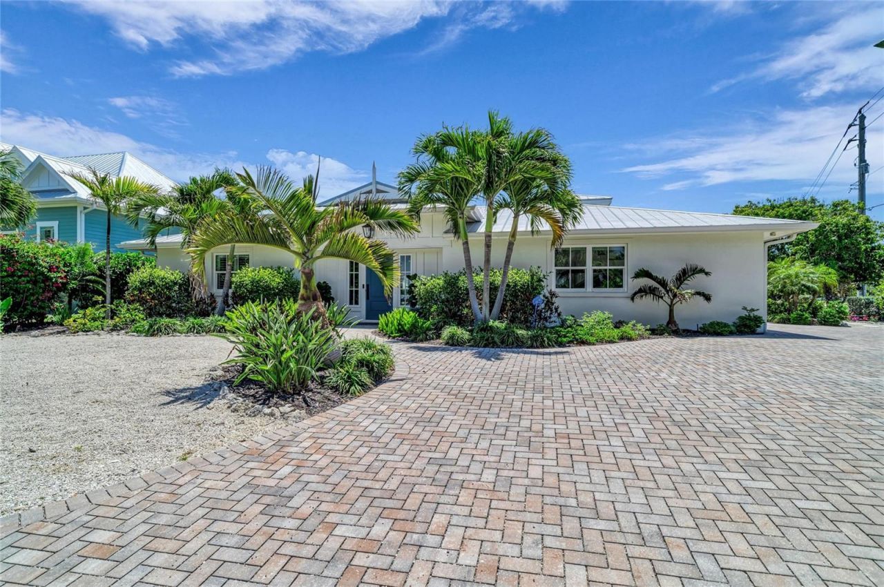 501 68th Street, Holmes Beach, FL 34217 Photo