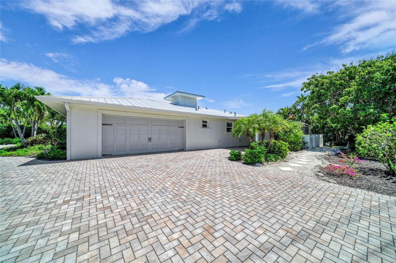 501 68th Street, Holmes Beach, FL 34217 Photo