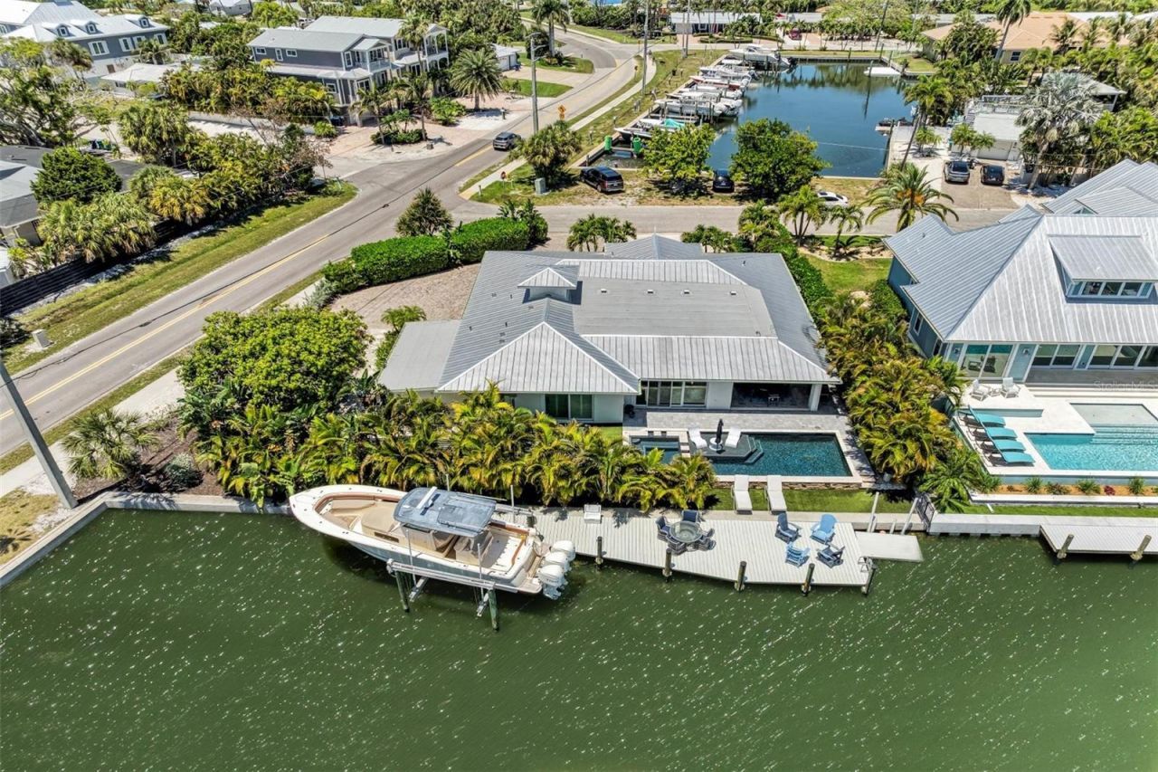 501 68th Street, Holmes Beach, FL 34217 Photo