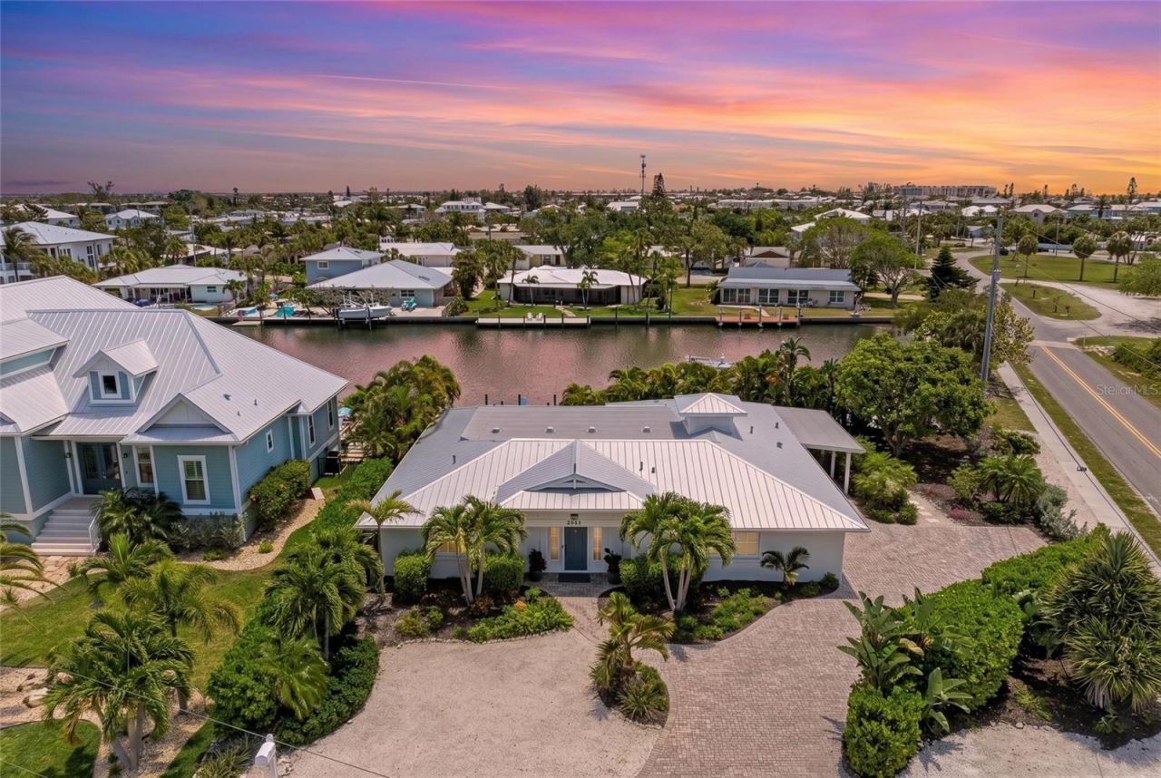 501 68th Street, Holmes Beach, FL 34217 Photo