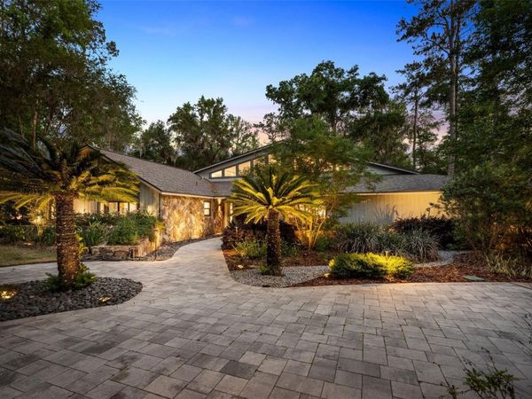 2261 NW 24TH AVENUE , GAINESVILLE, FL 32605