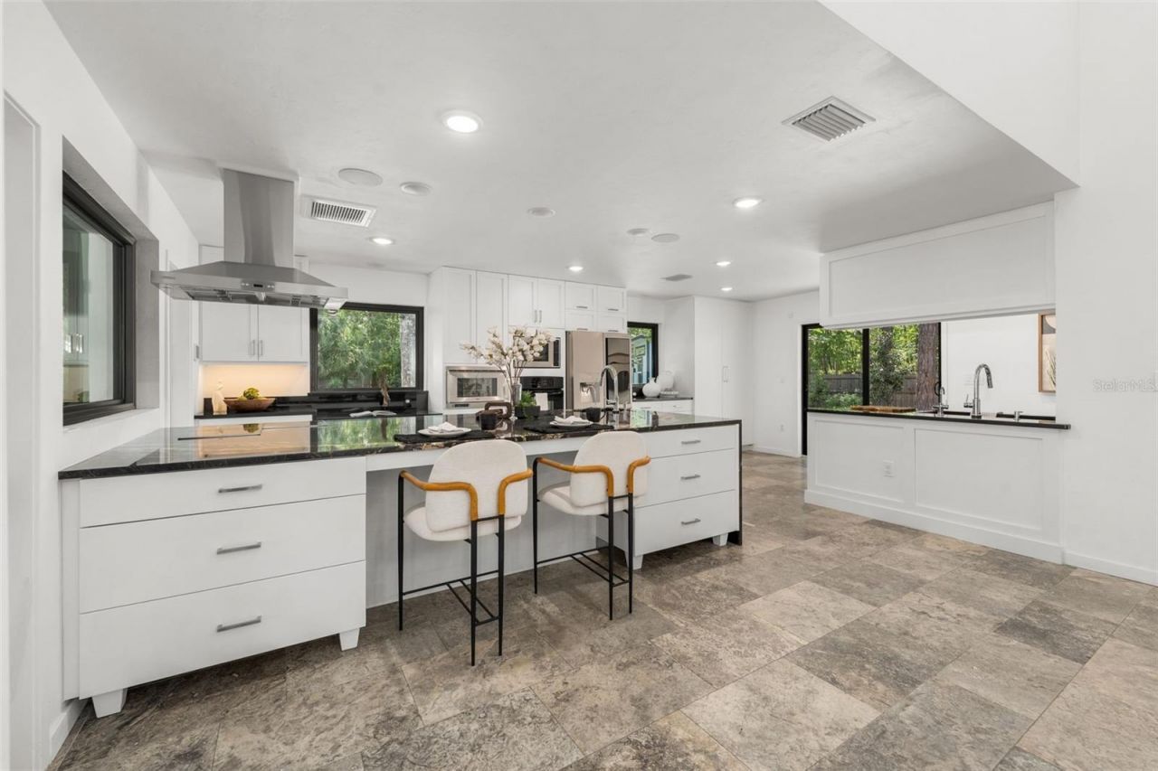 2261 NW 24th Avenue, Gainesville, FL 32605 Photo