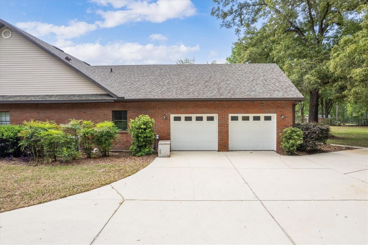 9902 SW 124th Terrace , Archer, FL 32618 Photo