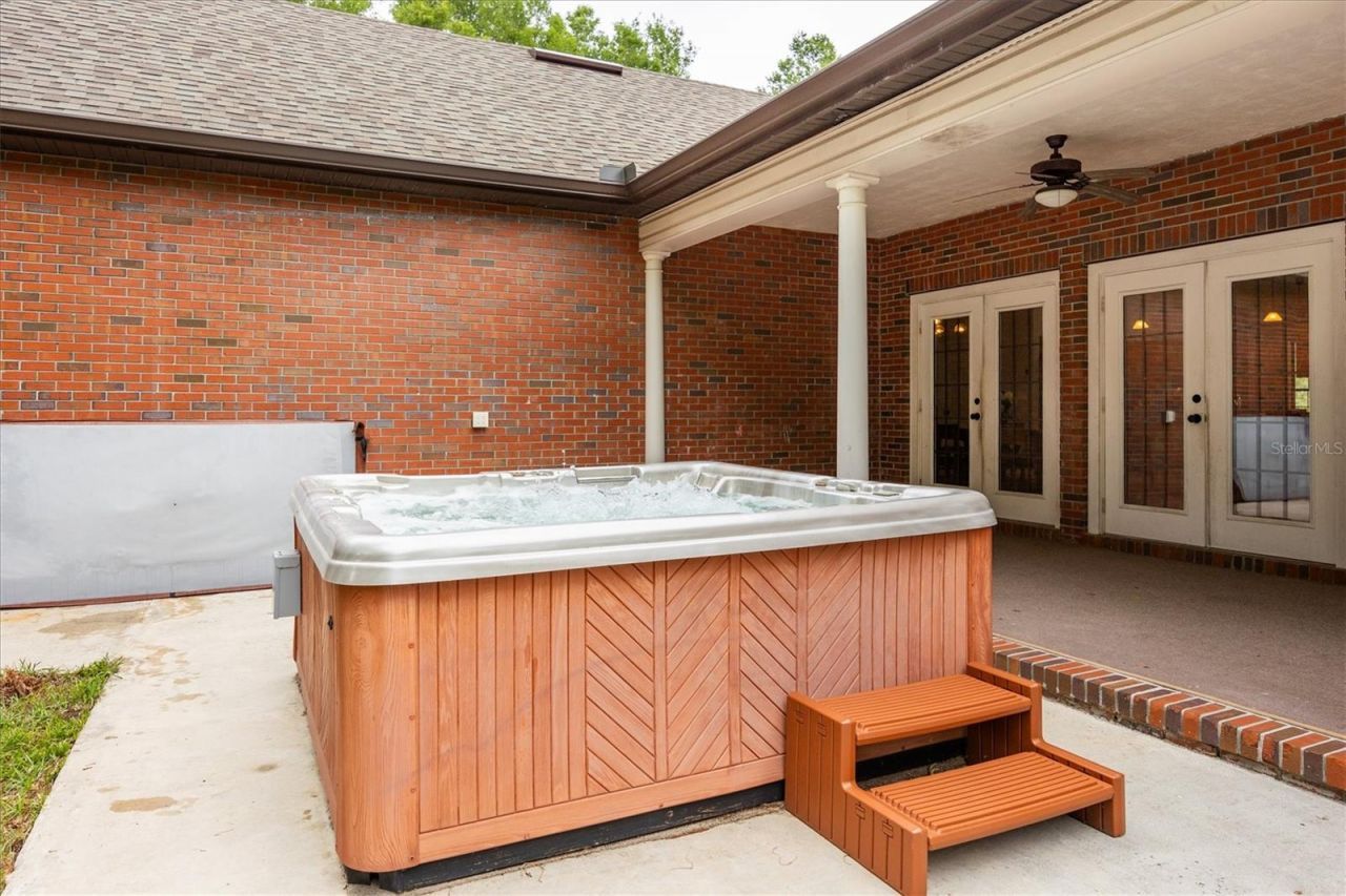 9902 SW 124th Terrace , Archer, FL 32618 Photo