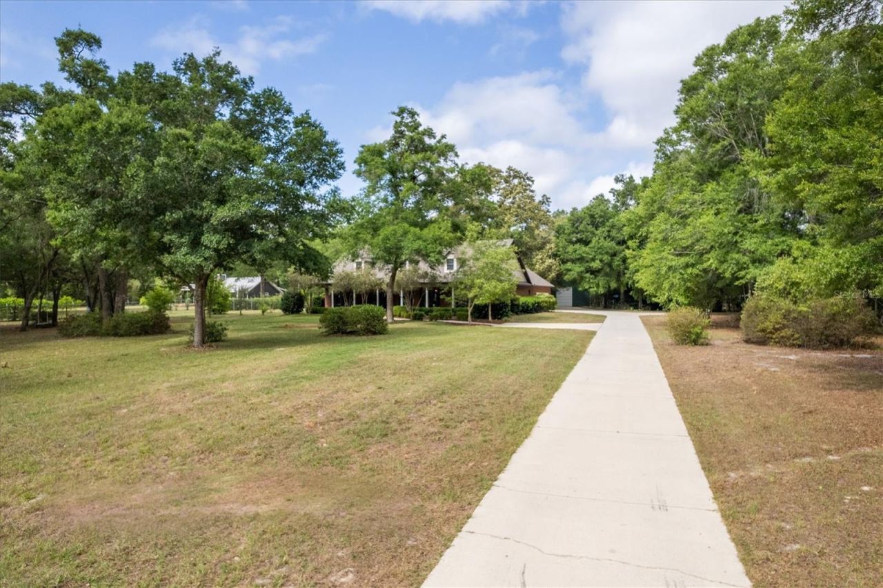 9902 SW 124th Terrace , Archer, FL 32618 Photo