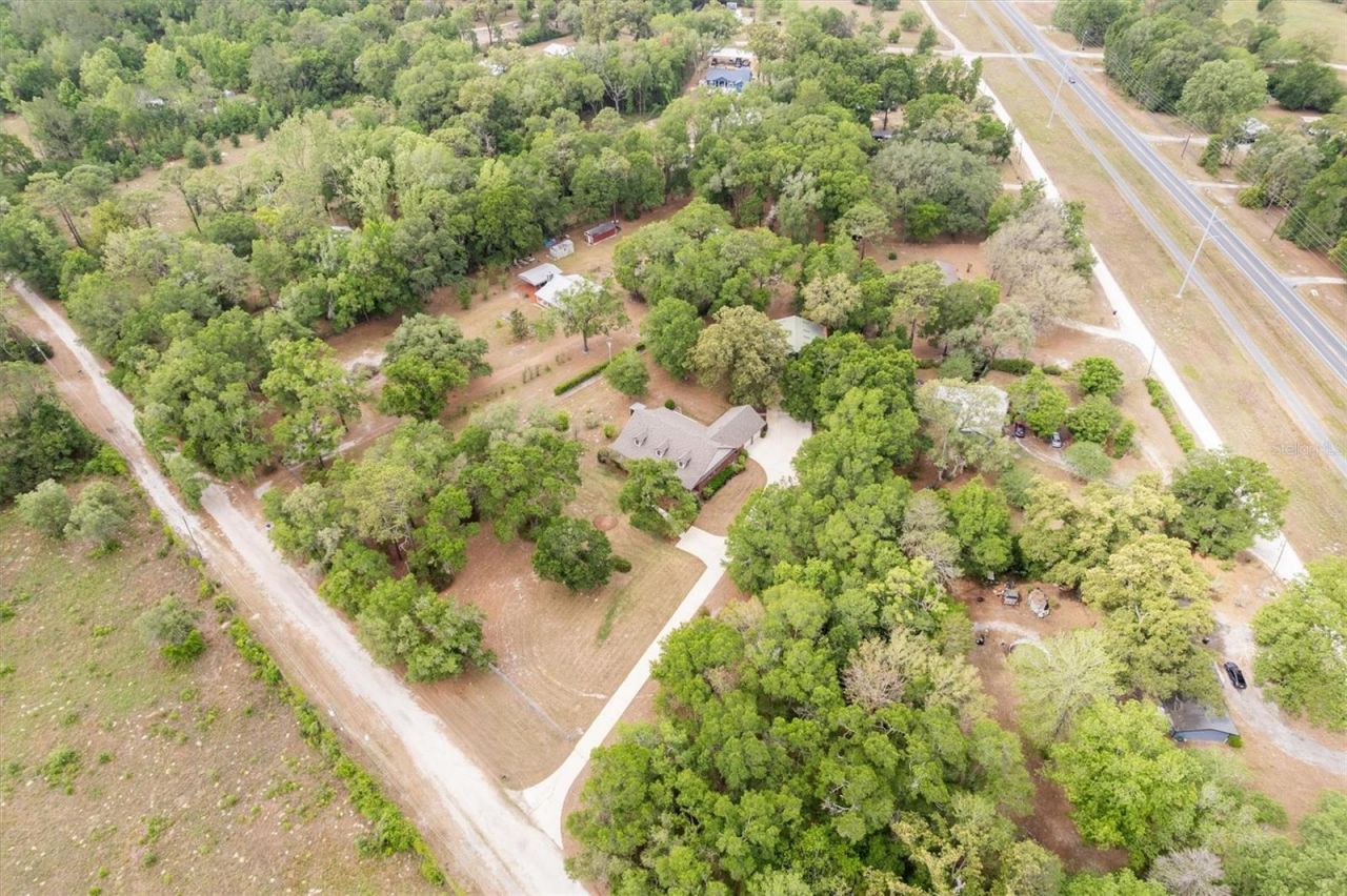 9902 SW 124th Terrace , Archer, FL 32618 Photo