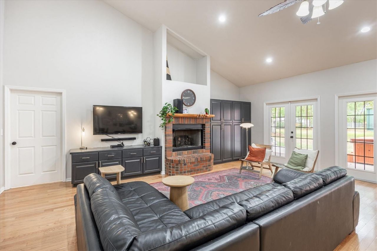 9902 SW 124th Terrace , Archer, FL 32618 Photo