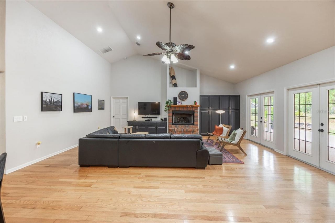 9902 SW 124th Terrace , Archer, FL 32618 Photo