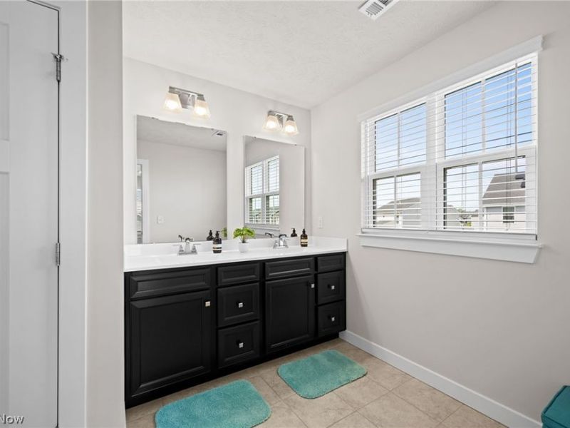 36306 Jannie Lane , North Ridgeville, OH 44039 Photo 18