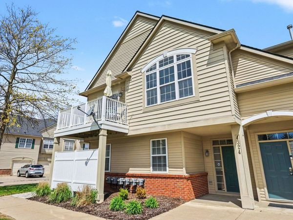 4324 Hampton Ridge Boulevard, Howell, MI 48843