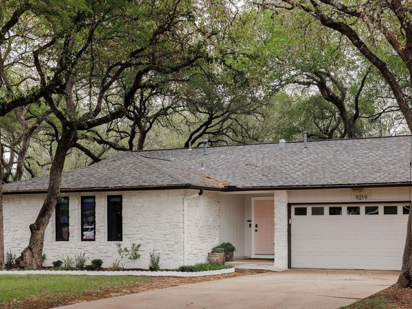 9219 Independence LOOP, Austin, TX 78748
