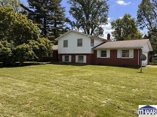 408 E Heap, Farmersburg, IN 47850