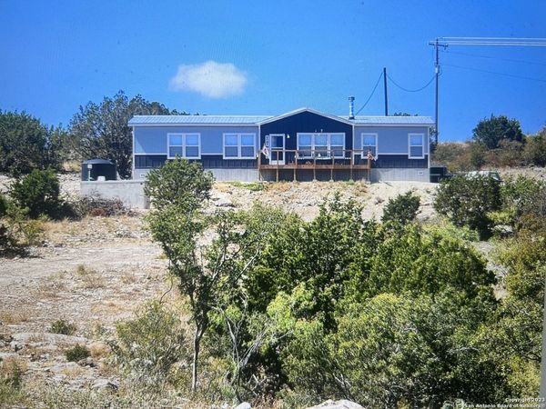 7687 COUNTY ROAD 450, Rocksprings, TX 78880