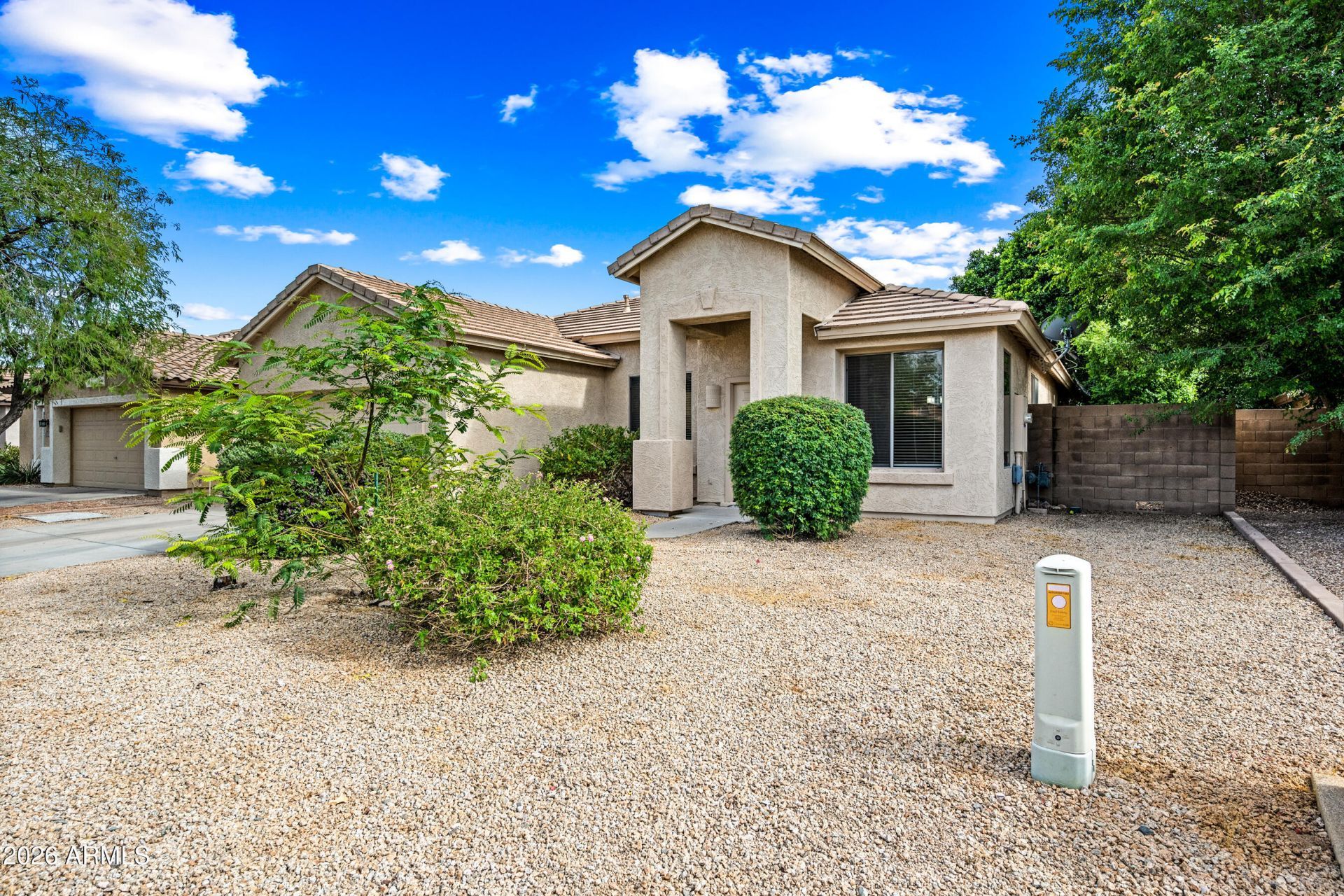 9231 W Salter Drive, Peoria, AZ 85382 Main Photo
