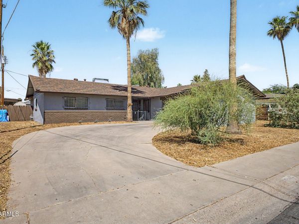 6414 N 45TH Avenue, Glendale, AZ 85301