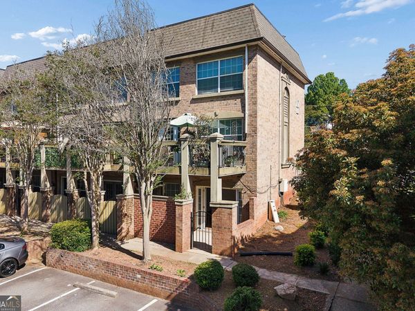 6980 Roswell Road, Unit C13, Atlanta, GA 30328