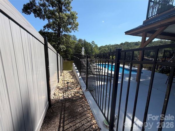 819 Hickory Point Drive, Lexington, NC 27292