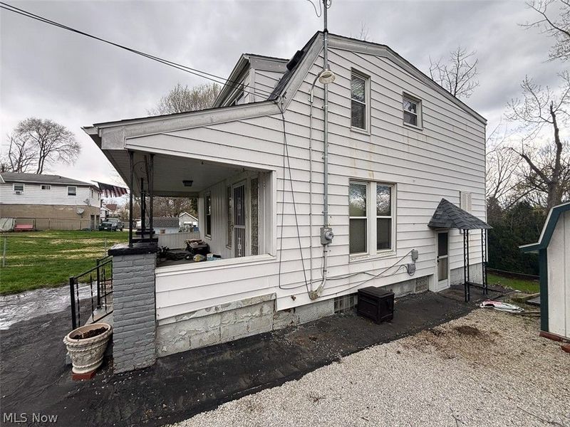 1805 Manchester Road, Akron, OH 44314 Photo 5