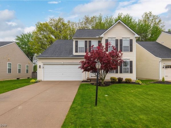 37972 Pebble Lake Trail , North Ridgeville, OH 44039