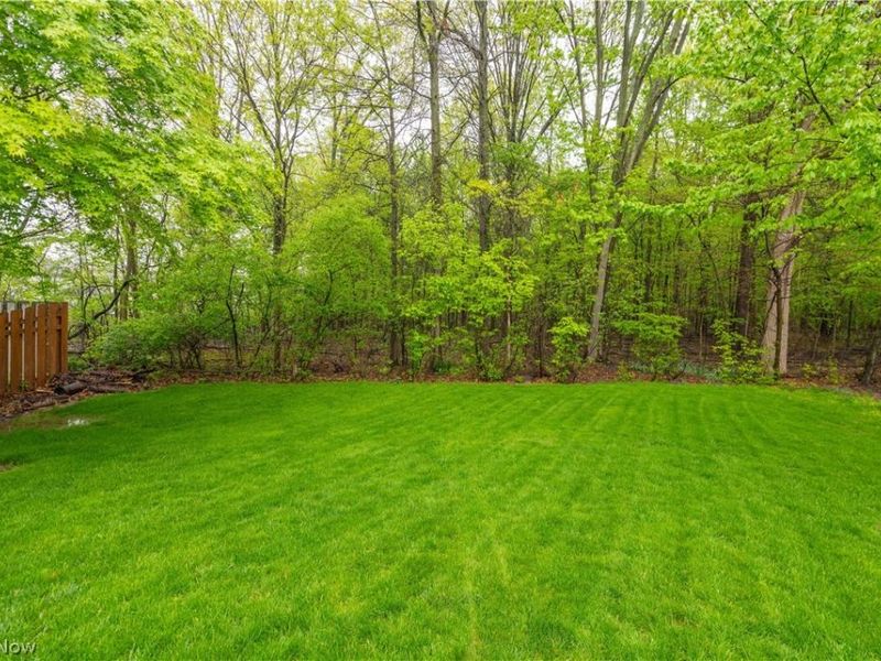 37972 Pebble Lake Trail, North Ridgeville, OH 44039 Photo 37