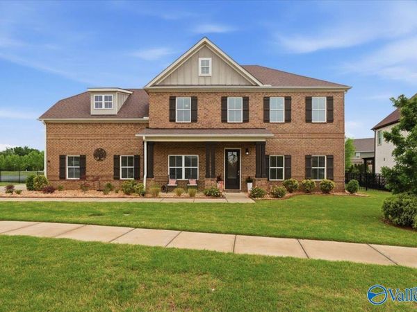 106 Pintail Pointe Circle, Huntsville, AL 35824