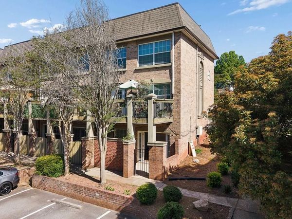 6980 Roswell Road , Unit C13, Atlanta, GA 30328
