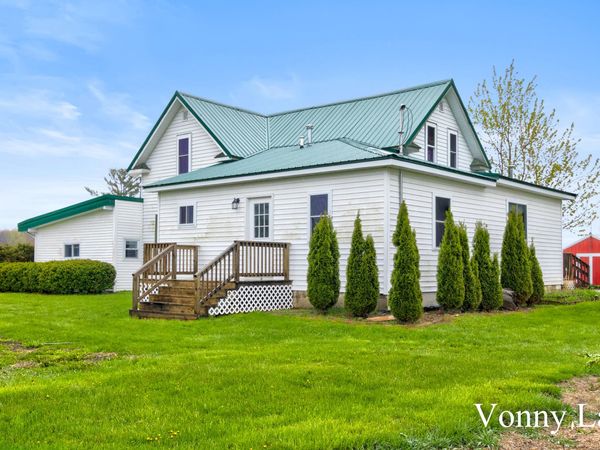 950 W 40th Street, Fremont, MI 49412