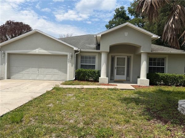 720 24th Street SW, Vero Beach, FL 32962