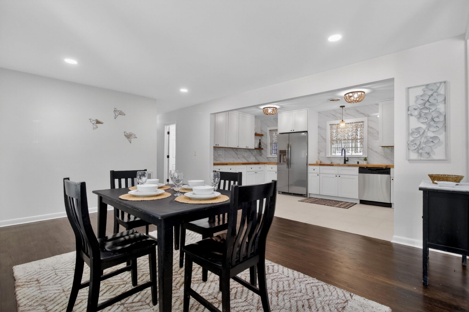 106 Benton Street Photo 13